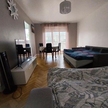 Appartement A Proximite De Disney De Val D Europe Montévrain Zewnętrze zdjęcie